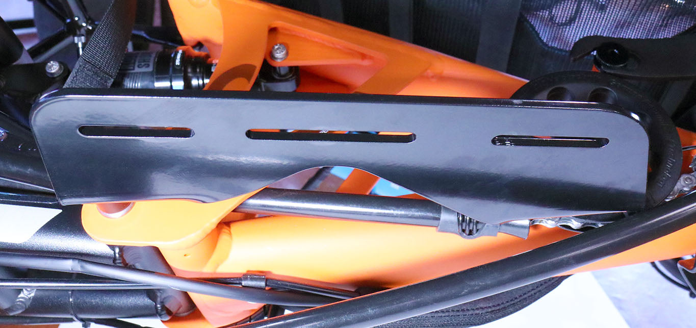 HP Velotechnik Battery Mount Scorpion for FS 26 right, studio bottom view mounted on trike