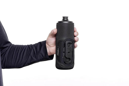 Fidlock Thermo Sleeve Black 600ml wrapped around Fidlock 600 ml bottle mounting image focus studio image