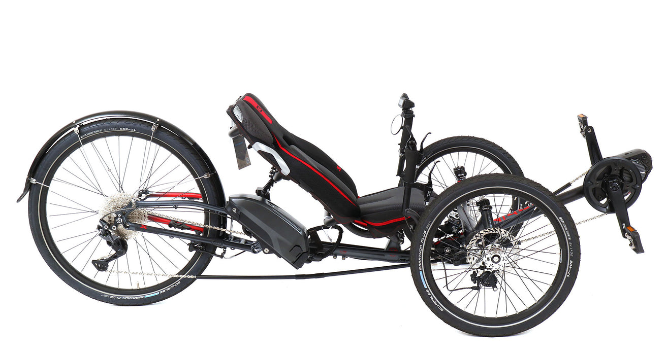 ICE Sprint X Tour 26 FS Steps EP8 11 Speed Grey Recumbent Trike, studio side view