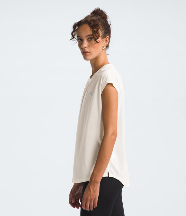 The North Face Womens Wander Slitback S/S White Dune being worn by model studio image side