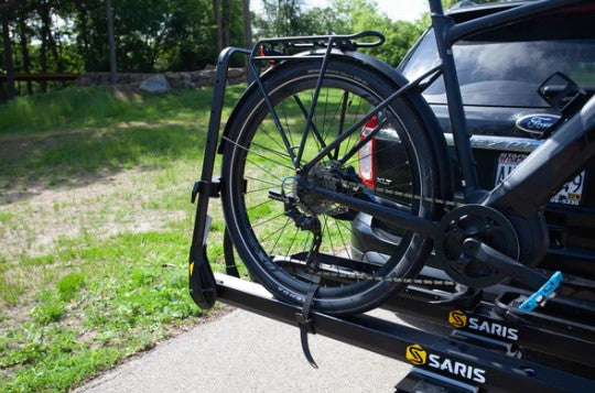 Saris MHS DUO Fendered Bike Wheel Holder on bike rack view 1