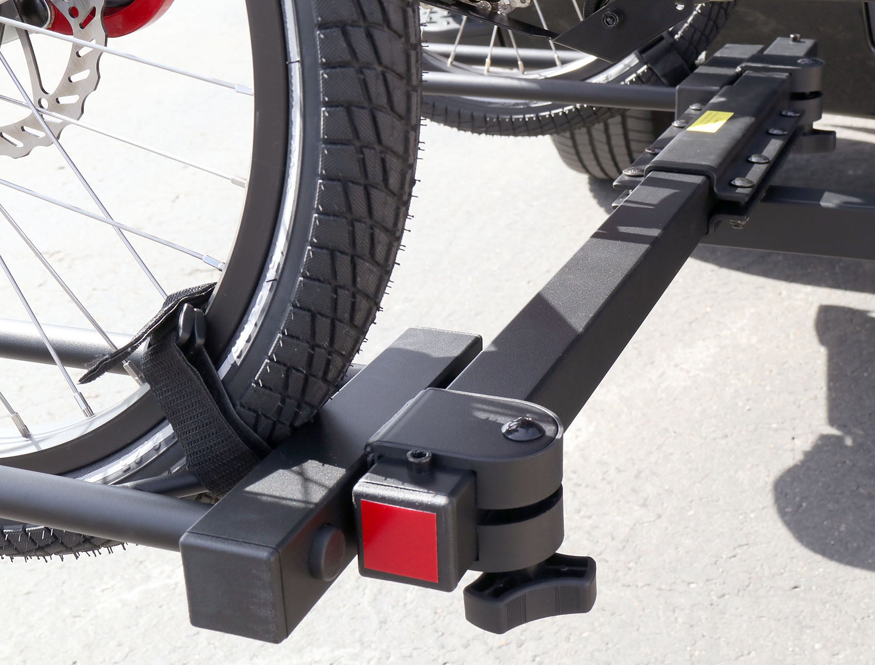 Sunlite HRT-100 Trike Auto Rack for inch Receivers – Hostel Shoppe