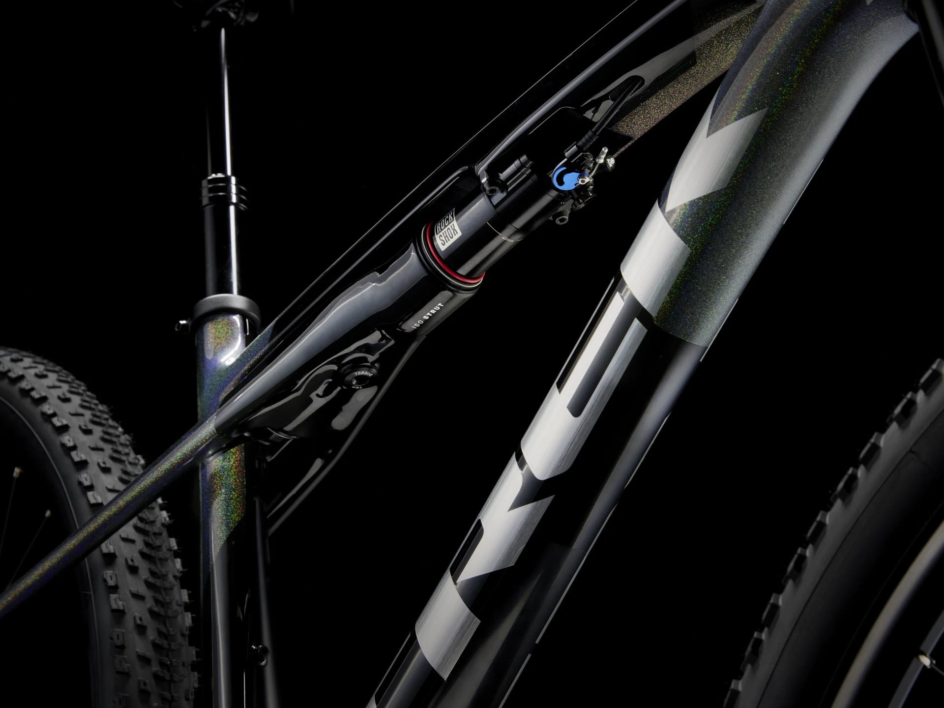Trek Supercaliber SL 9.6 Dark Prismatic, studio suspension detail view