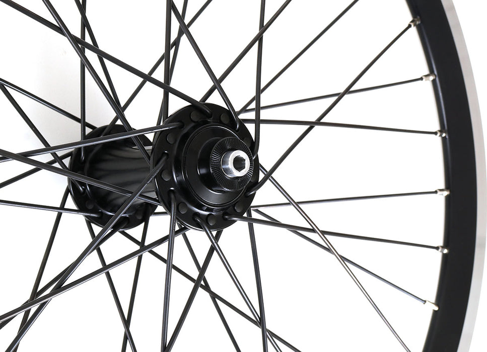 Velocity Dyad 20" 406mm MSW Black 36h Black Spokes & Silver Nips Standard 100mm Front Wheel, studio hub detail view