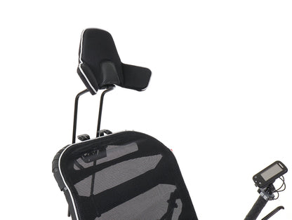 This flexible adaptive Hase headrest takes comfort to the next level. You can lean back, rest your head, and enjoy triking more than ever. 