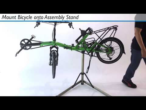 View how to use the HP Velotechnik Assembly Mount for Scorpion on Youtube.