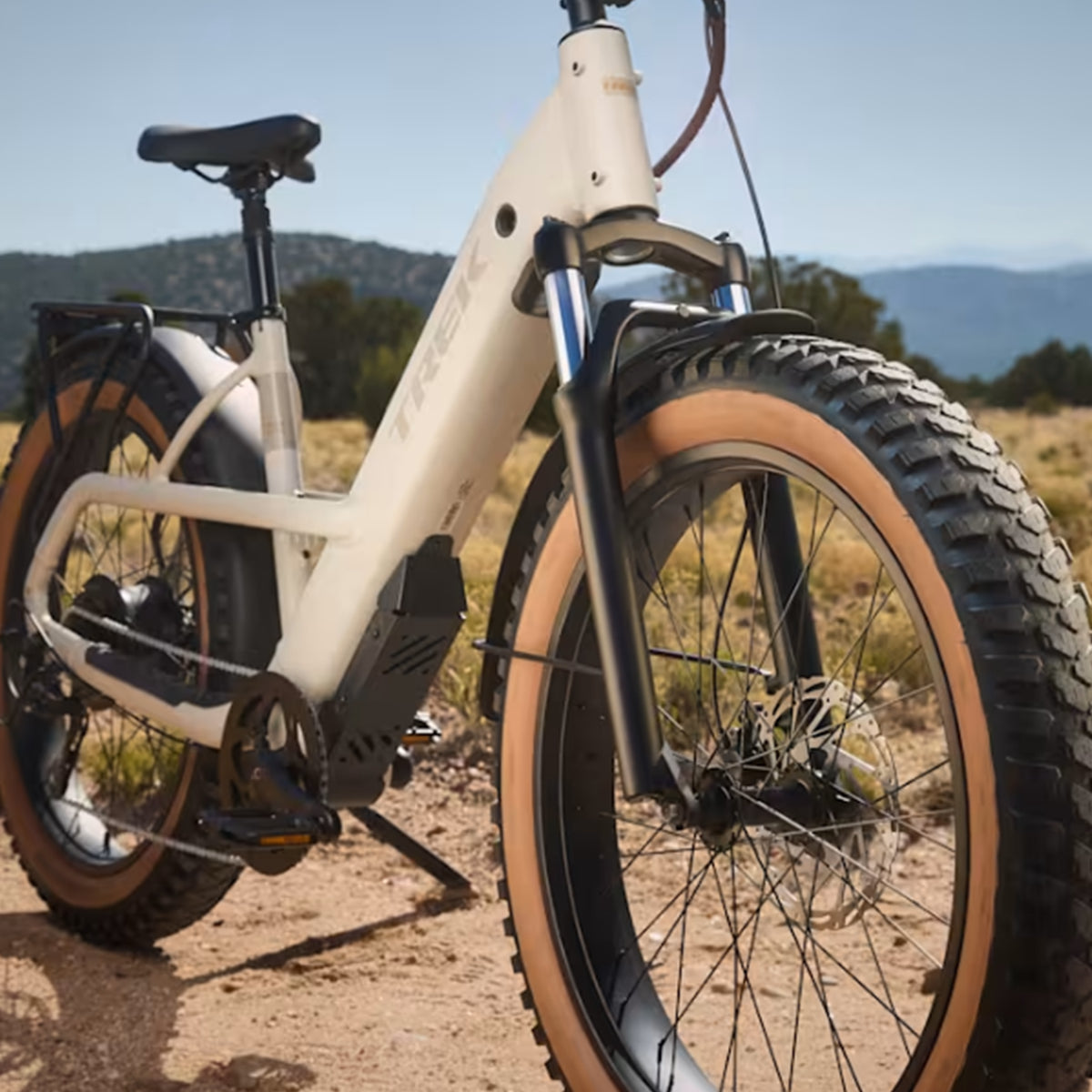 Trek Borrego+ S