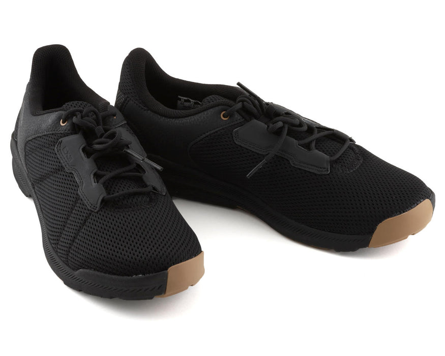 shimano-ex300-biking-shoes-black-studio-image-pair-3/4-view